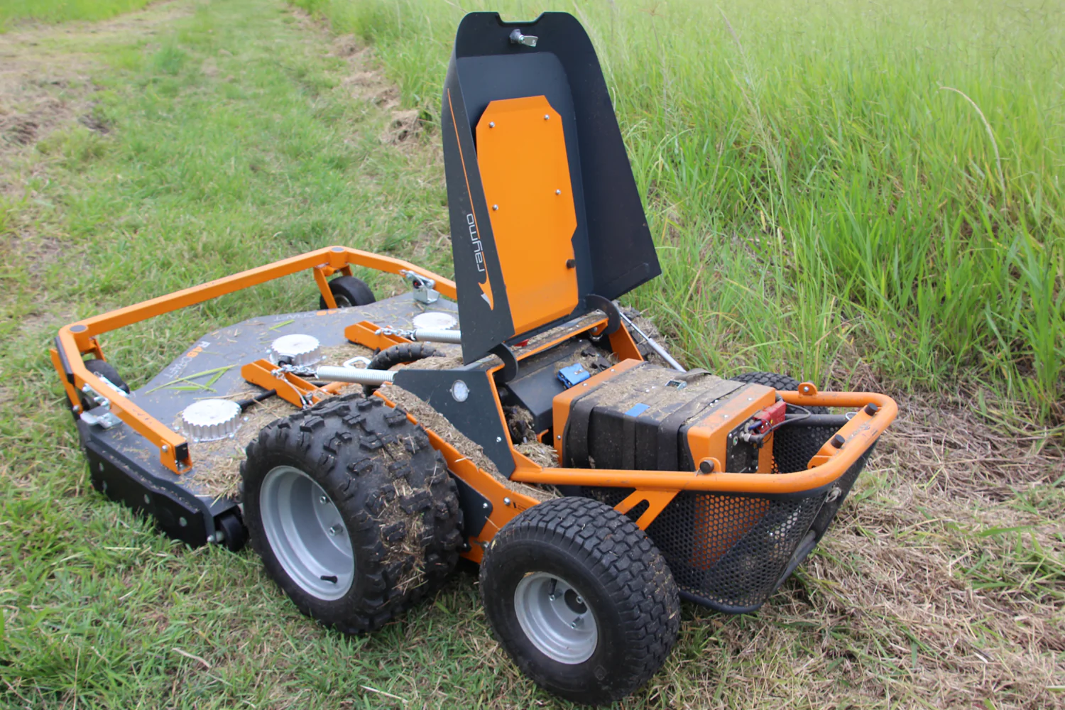 Raymo R42FLEX - Remote Control Lawn Mower - Image 4