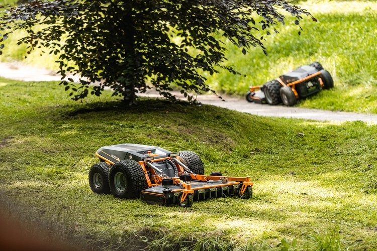 Raymo R42FLEX - Remote Control Lawn Mower - Image 6